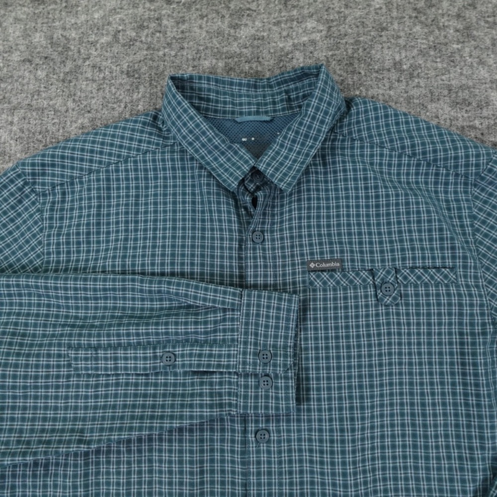Columbia Shirt Mens Extra Large Blue Plaid Button Up Long Sleeve Lightweight